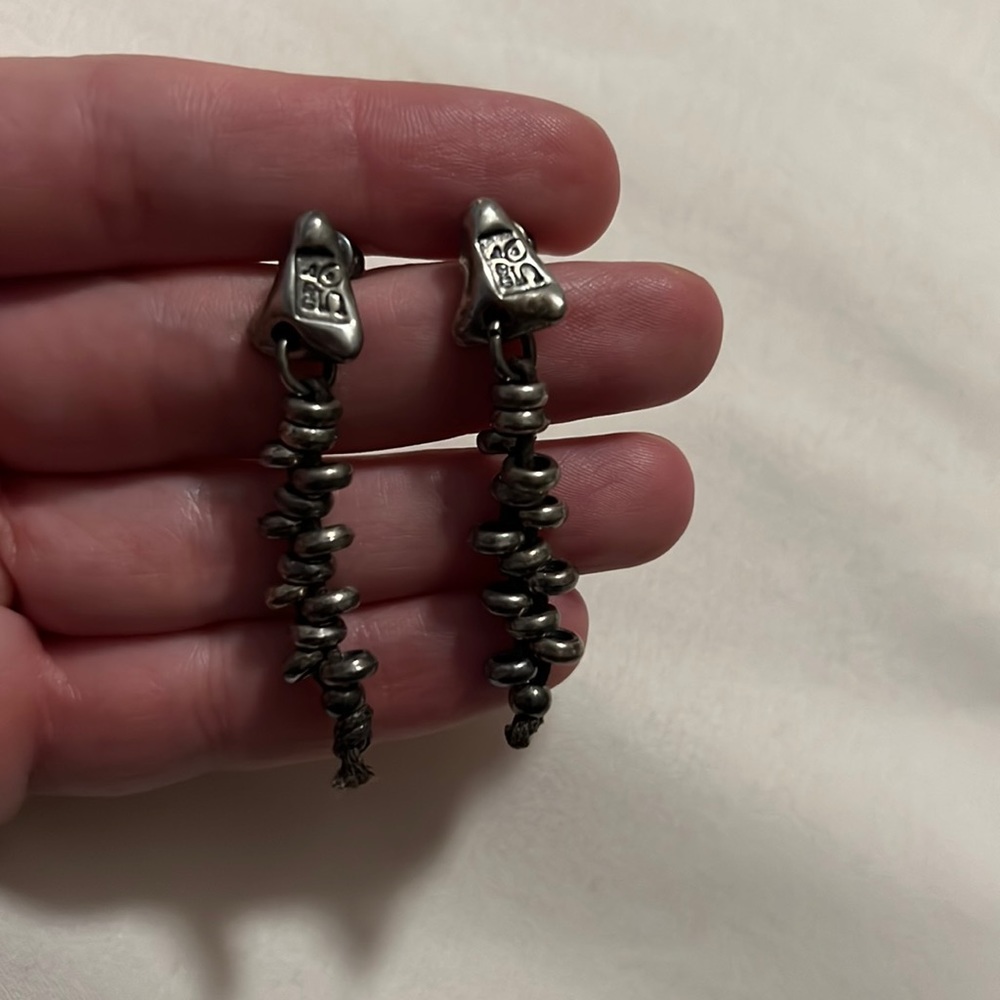 Uno de 50 leather and silver earrings